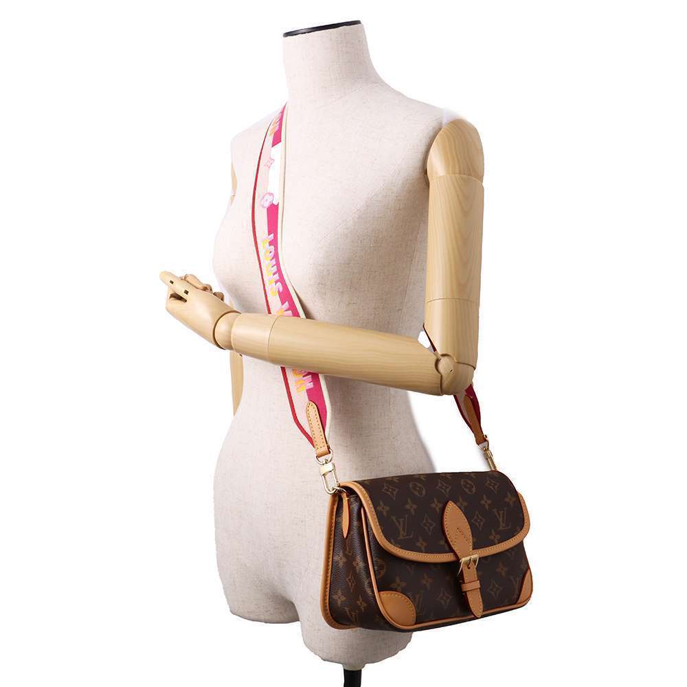 Louis Vuitton Bag Fuchsia Diane NM Monogram Shoulder - Picture 6 of 7